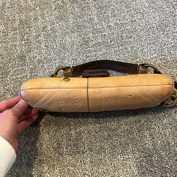 Coach purse - Picture 5 of 7